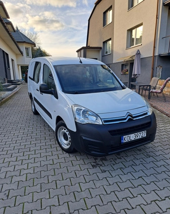 Citroen Berlingo cena 43900 przebieg: 176000, rok produkcji 2018 z Wolbrom małe 254